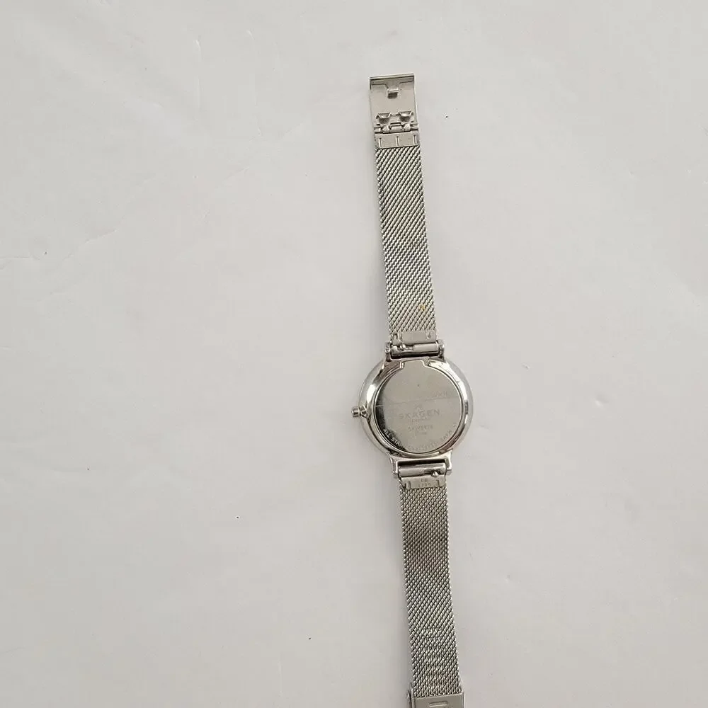 Skagen Womens Watch White Dial Silver Case Stainless Mesh Bracelet SKW2478